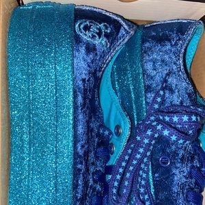 Converse Miley Cyrus Platforms